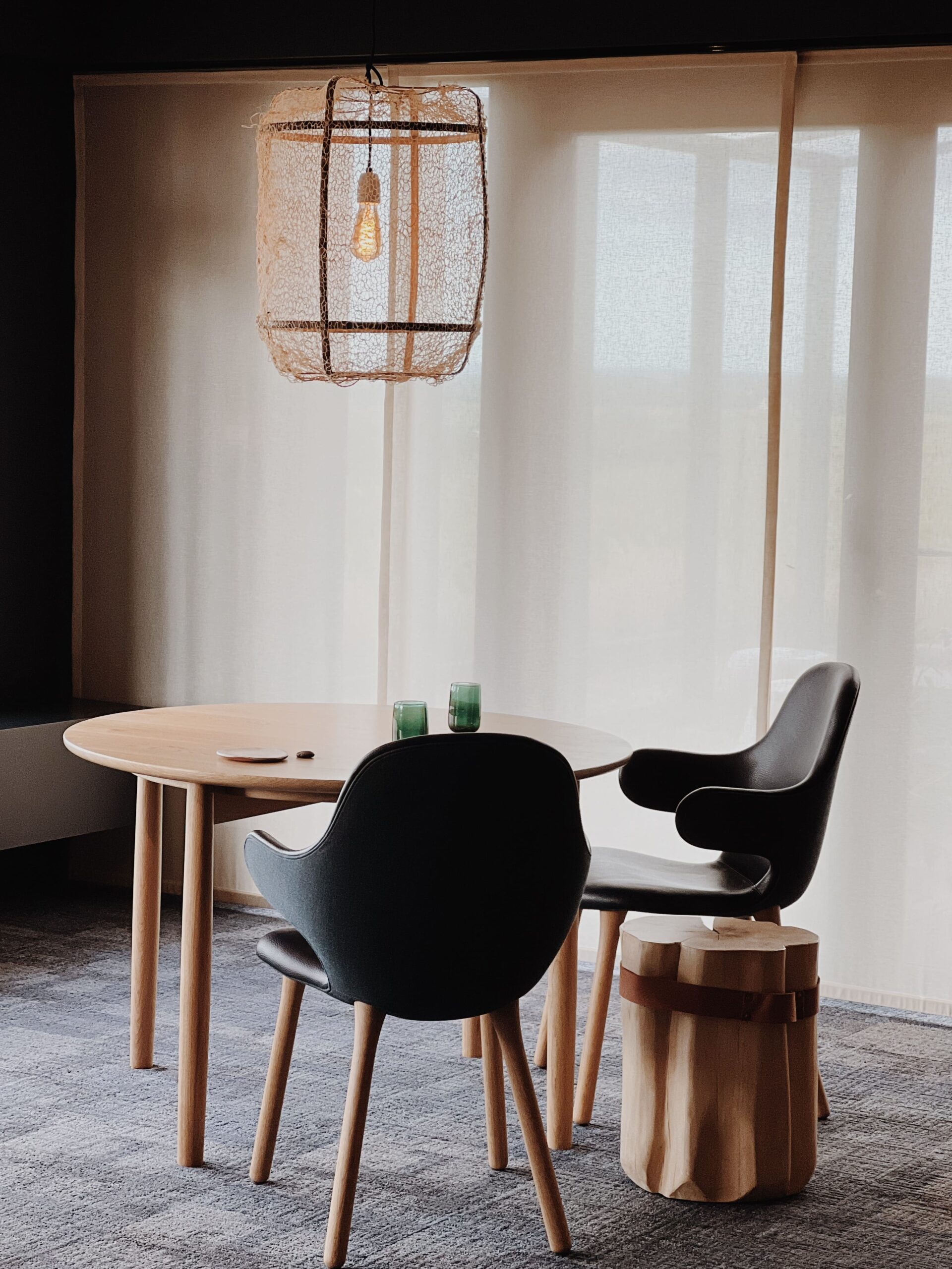 Salle-La-Table-La-Butte